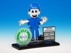Troféu em acrílico personalizado — modelo 12 | Falcão Brindes