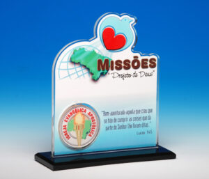 Troféu em acrílico personalizado — modelo 20 | Falcão Brindes