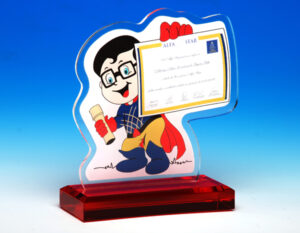 Troféu em acrílico personalizado — modelo 10 | Falcão Brindes